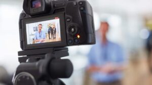 Blog - Create Teaser Videos in B2B Marketing