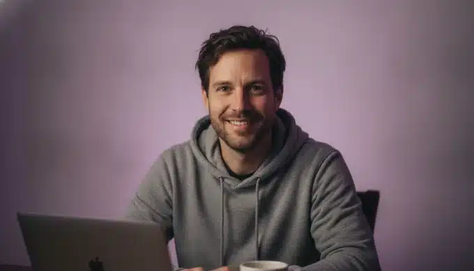 A product manager at his desk in a how-to video made from a screen recording